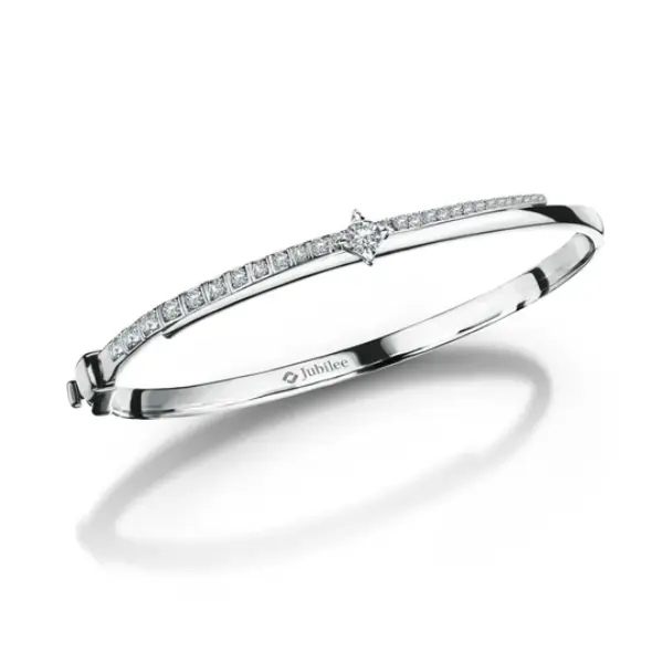 กำไลข้อมือเพชร Voyage of Heart Diamond Line Bangle